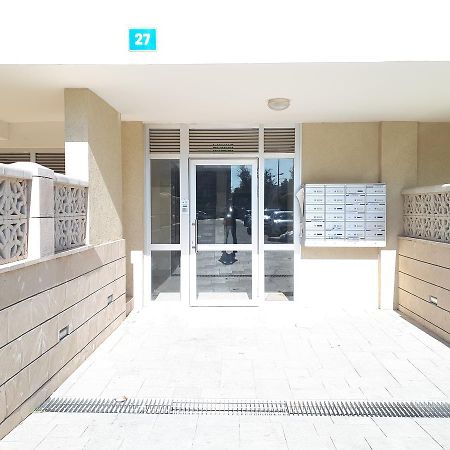 Shave Tsion Apartment In The Center Ashdod Eksteriør billede