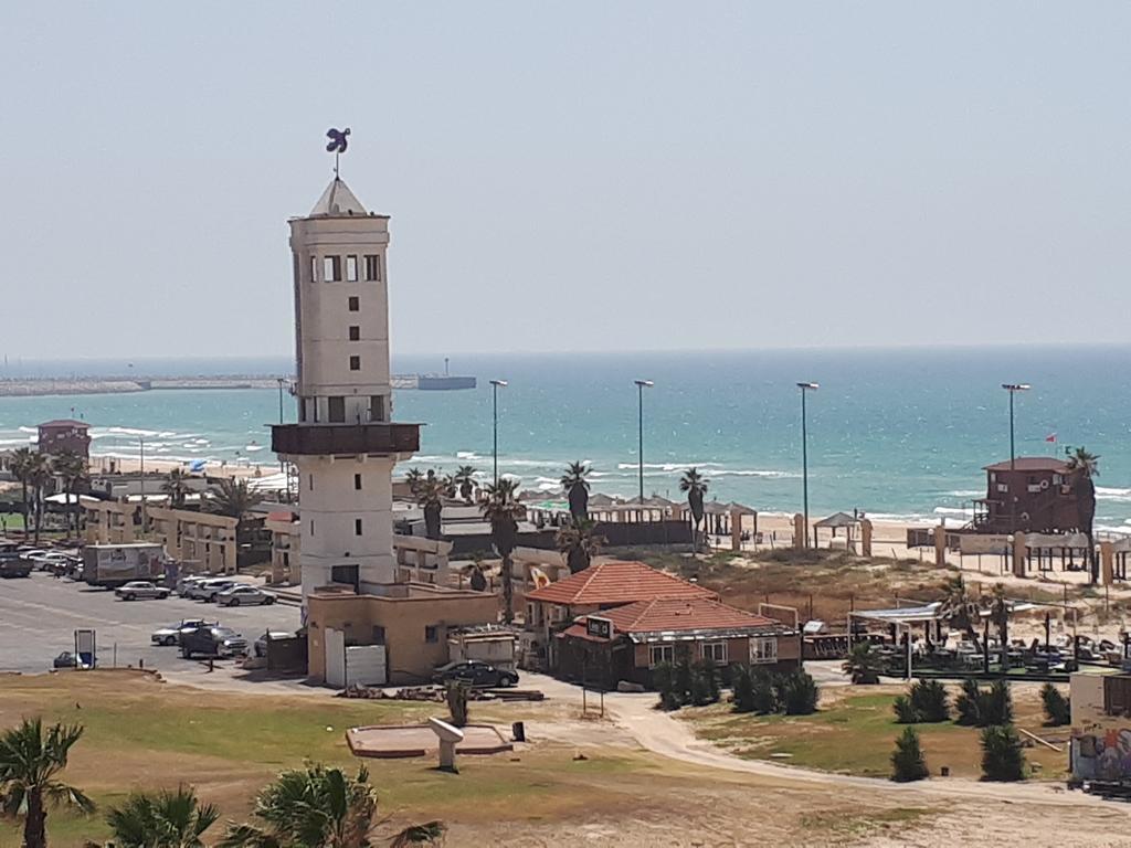Shave Tsion Apartment In The Center Ashdod Eksteriør billede