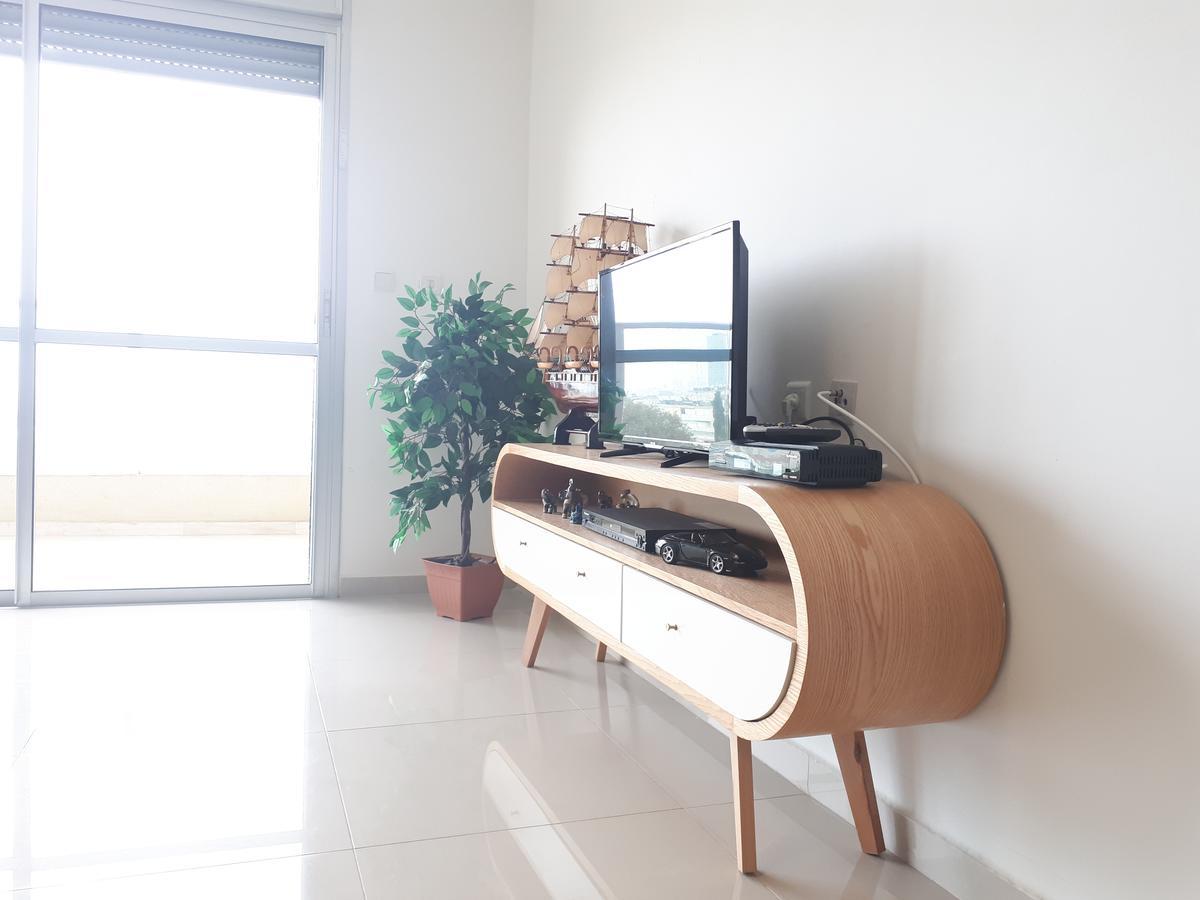 Shave Tsion Apartment In The Center Ashdod Eksteriør billede